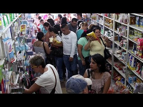 شاهد كولمبيا في نجدة فنزويليين بالحاجيات الأساسية