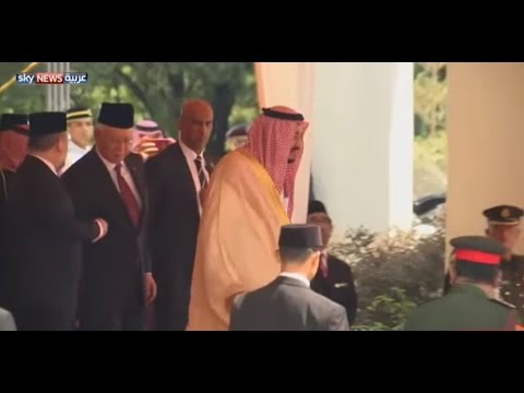 العاهل السعودي يبدأ جولته الآسيوية