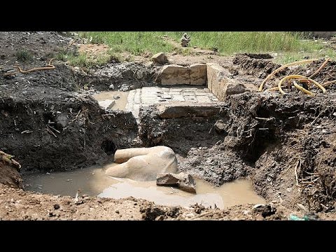 اكتشاف تمثالين ملكيين لرمسيس الثاني وسيتي الثاني