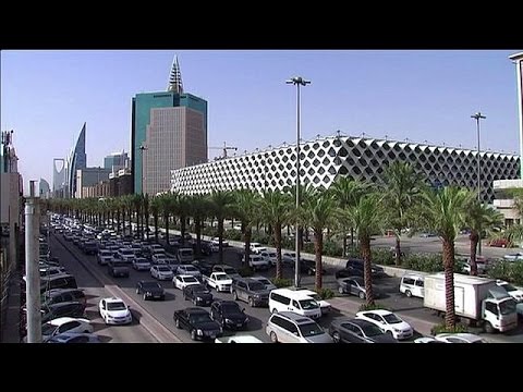 السعودية تريد رفع أسعار النفط إلى 60 دولارًا هذا العام