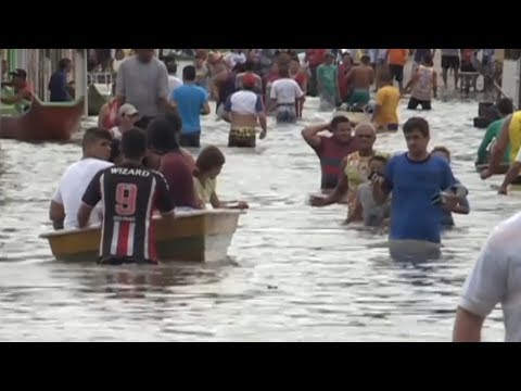 شاهد الأمطار الغزيرة تغرق شوارع شمال شرق البرازيل