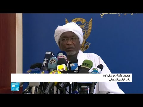 رئيس وزراء السودان الجديد يؤدي اليمين الدستورية أمام الرئيس البشير