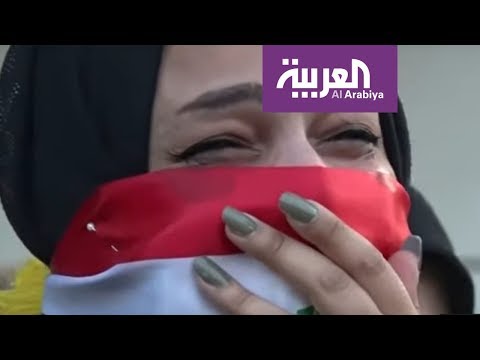 المتظاهرون العراقيون يسيطرون على الحاجز الأمني على جسر الجمه