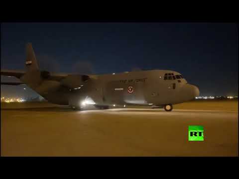 شاهد وصول طائرة مساعدات طبية هنغارية إلى العراق